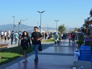 Fırtına Sonrası Mudanya Sahili Doldu Taştı