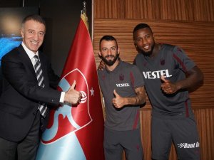 Trabzonspor, Siopis Ve Denswil İçin İmza Töreni Düzenledi