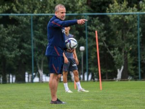 Trabzonspor’da Savunma Ve Hücum Sanatı