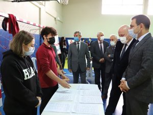 Tübi̇tak 4006 Bilim Fuarı Açıldı