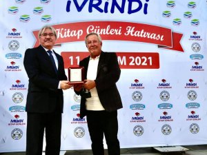 İ̇vrindi’de Kitap Günleri Başladı