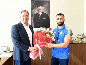 Burhan Akbudak’tan, Fatih Keleş’e Ziyaret