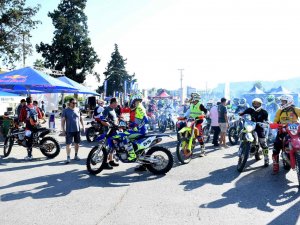 Başkan Topaloğlu Enduroculara Başarı Dileklerinde Bulundu