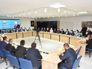 Başkan Aşgın İcraatlarını İl Teşkilatına Anlattı