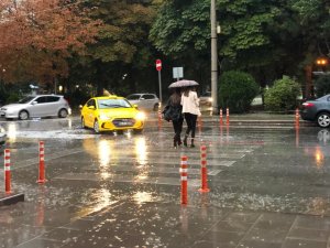 Eskişehir’de Sağanak Yağış