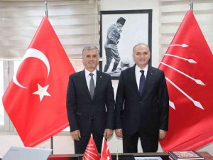 Belediye Başkanı Özlü Chp’nin Yeni Yönetimini Ziyaret Etti