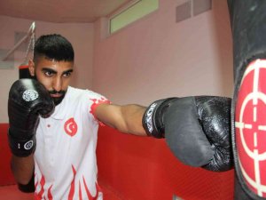 Çocukluk Hayalini Gerçeğe Dönüştürdü, Şimdi Dünya Şampiyonasına Hazırlanıyor