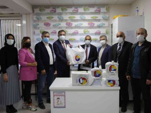 Artvin Tso’dan Öğrencilere Ayakkabı Desteği