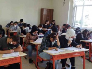 Teknik İmkanlarla Donatılan Kütüphaneyi 28 Ayda 13 Bin Öğrenci Ziyaret Etti