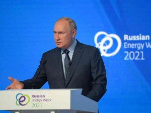 Putin: “Küresel Düzeyde Yaşanan Enerji Krizinde Rusya Üzerine Düşen Sorumluluğu Alıyor”