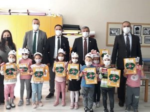 Altıntaş’ta Eğitim, Kitap Ve Kariyer Günleri