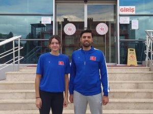 Manisa’ya Yüzmede Milli Gurur