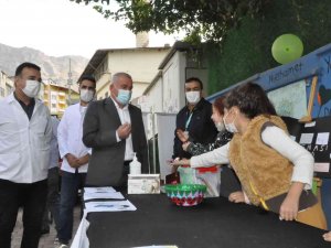 Okuldan Uzak Kalma Korkusu Yaşayan Öğrenciler ’Aşı Ol’ Kampanyası Başlattı