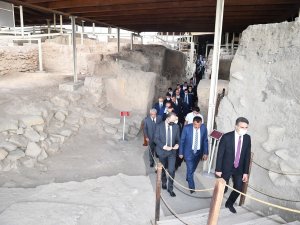 Arslantepe Höyüğü Alanına Yapılacak Çalışmalar Belirleniyor