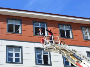 Lise Öğrencileri Tatbikatla Bilgilendirildi