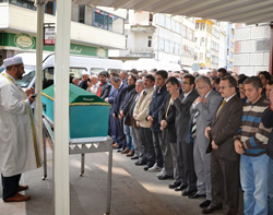 TPAO Genel Müdürü Besim Şişman'ın Babası Defnedildi