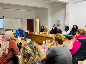 Yazarlık Hayali Kuran Gençler Bu Atölyede Yetişecek
