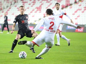 Sivasspor İle Antalyaspor 25. Randevuda