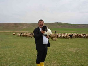 Tüdki̇yeb Genel Başkanı Çelik: “Ülkemiz İçin Sağlıklı Doğal Gıdalara Ulaşmada Küçükbaş Hayvancılık En Büyük Şansımızdır”