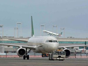 İ̇talya’nın 74 Yıllık Havayolu Firması Alitalia Faaliyetlerini Sonlandırdı