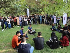 Elazığ’da Üniversite Öğrencilerine Motivasyon Konseri