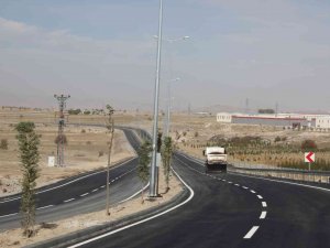 Mimarsinan Organize Sanayi Bölgesi’ne Yeni Bağlantı Yolu Tamamlandı