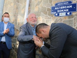 Sanatçı Ali Ercan’ın Adı Oturduğu Sokağa Verildi