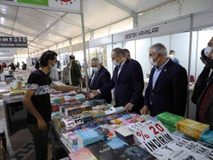 Gemlik’te Kitap Fuarı Başladı
