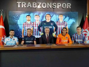 Trabzonspor 4 Futbolcusuyla Sözleşme Yeniledi