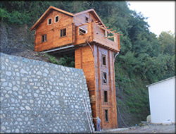 Rize'de Yine İlginç Bir Yapı