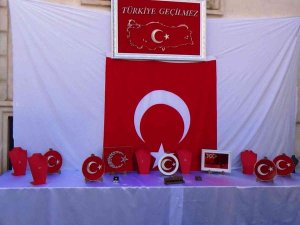 Batman’da İ̇stiklal Marşının 100. Yıl Sergisinde 100 Farklı Eser Sergilendi