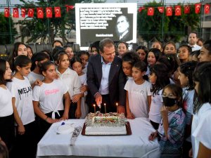 Başkan Seçer, Kır Çiçekleri Ve Aileleriyle Bir Araya Geldi