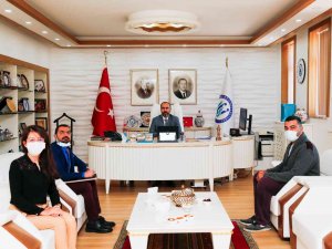 Rektör Prof. Dr. Türkmen, Akademik Ve İdari Personelleri Ağırladı