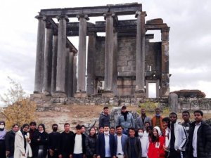 43 Ülkeden 43 Öğrenci Kütahya’yı Geziyor