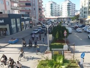 Adana’da Pedallar Sağlıklı Yaşam İçin Çevrildi