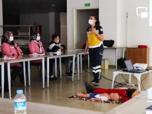 Kütahya’da Temel İ̇lk Yardım Eğitimi