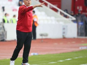 Rıza Çalımbay: “Neticede Puan Puandır”