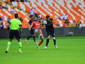 Süper Lig: Adana Demirspor: 0 - Yeni Malatyaspor: 0 (Maç Devam Ediyor)