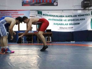 Kızılcahamam’da 310 Sporcu Güreşti