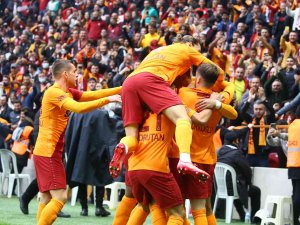 Galatasaray’dan Üst Üste 3. Galibiyet