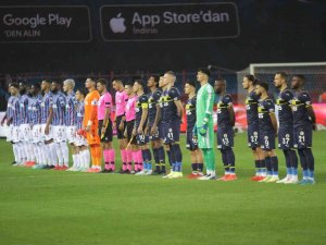 Süper Lig: Trabzonspor: 1 - Fenerbahçe: 1 (İ̇lk Yarı)