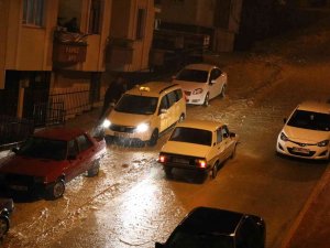 Boyabat’ta Sağanak Etkili Oldu