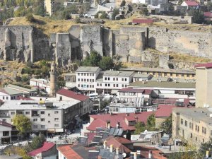 Dere Üstündeki Yapıların Kaldırılmasıyla Onlarca Tarihi Yapı Gün Yüzüne Çıktı