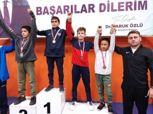 Zafer Kardeşler Güreş Turnuvasına Düzce Damgası