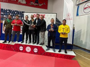 120 Sporcu Madalya İçin Mücadele Etti