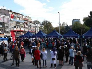 İ̇zmit Belediyesi Dünyada Yaşanan Açlığa Dikkat Çekti