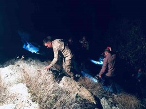 Bayburt’ta Otomobil Dereye Uçtu: 1 Ölü, 1 Yaralı