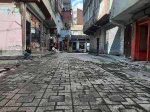 Mahalle Muhtarı Talep Etti, Bağlar Belediyesi Anında Yerine Getirdi