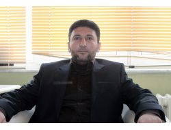 İlhaner: "Kürtler Kardeş Halklarla Barış İçinde Yaşamalıdır"