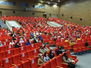 Ebyü’de “Hobilerinizi İ̇şe Çevirin” Ve Erasmus Öğrenci Öğrenim Ve Staj Hareketliliği Bilgilendirme Programları Yapıldı